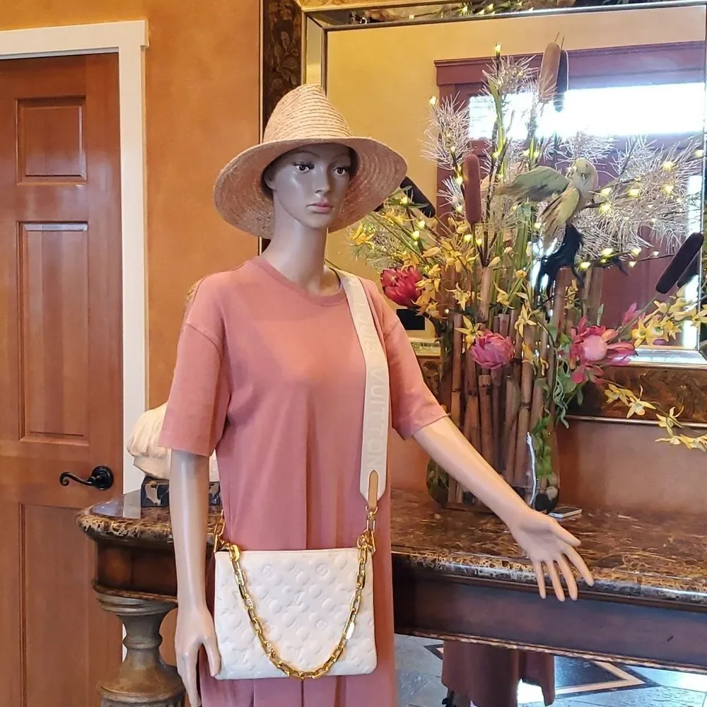 Authentic LOUIS VUITTON COUSSIN PM-Cream!